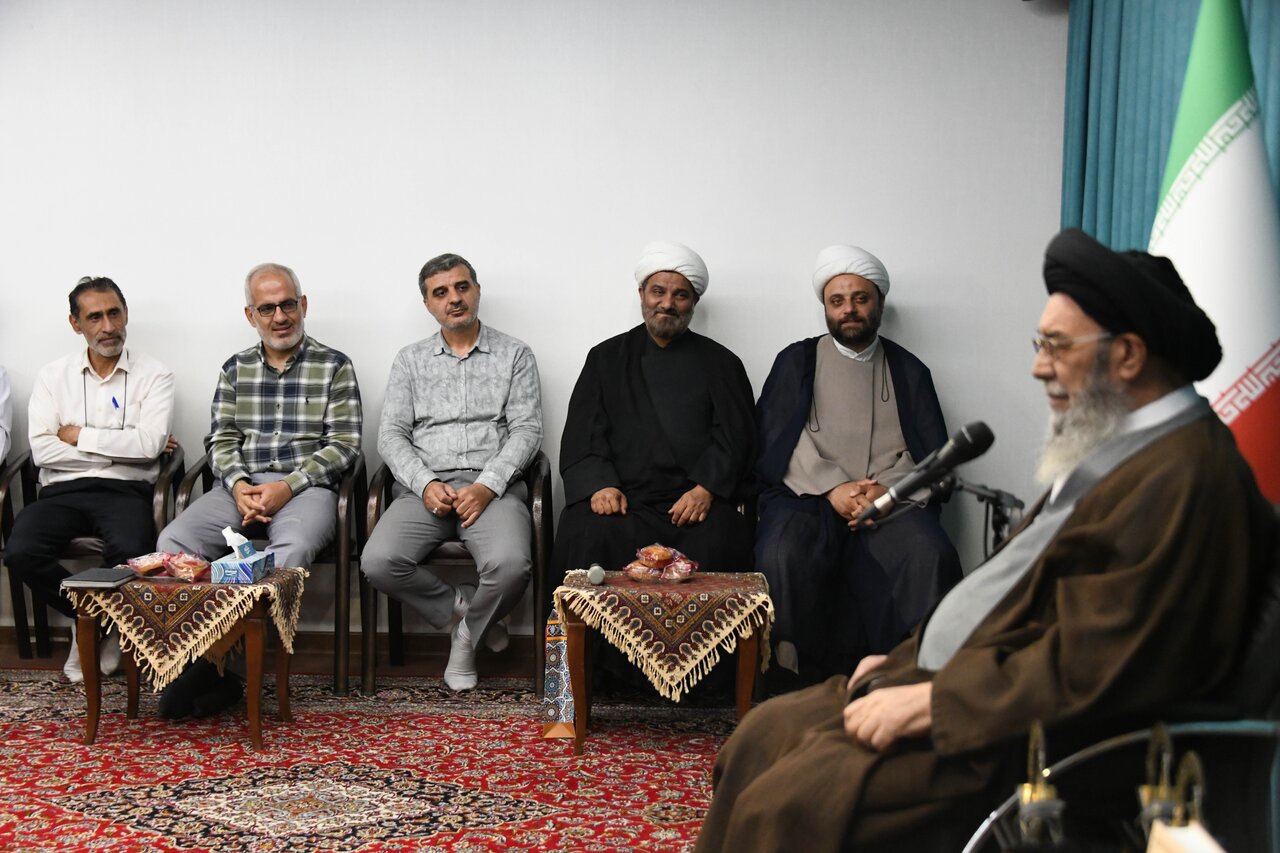 طباطبایینژاد: حفظ قرآن بدون عمل به آیات آن کافی نیست