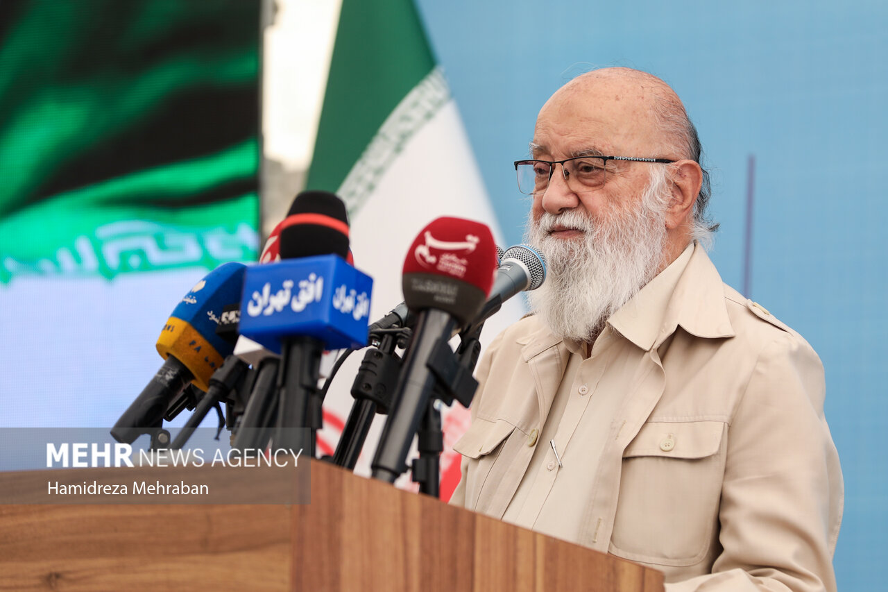 چمران: پروژههای عمرانی تهران در دوران جنگ هم دنبال شد