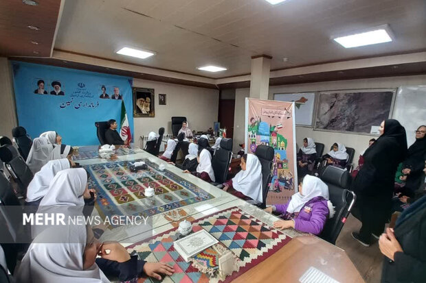 کودکان نمین پشت میز فرماندار نشستند، روایت یک دیدار متفاوت
