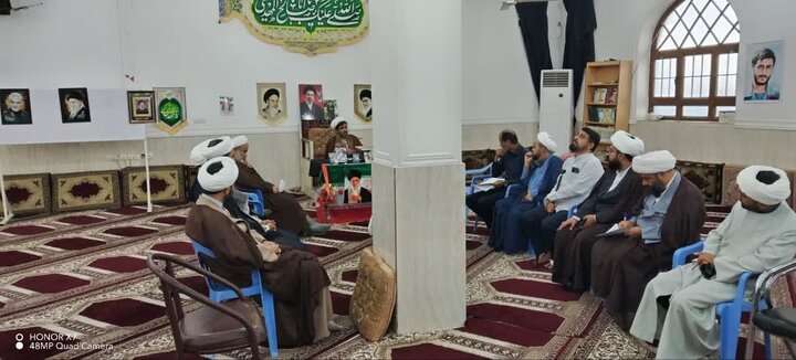 ارتقای فعالیتهای تبلیغی و فرهنگی مساجد دشتستان ارتقای فعالیتهای تبلیغی و فرهنگی مساجد دشتستان