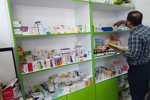 پلمب داروخانه فاقد مجوز در یکی از درمانگاه‌های خرم‌آباد