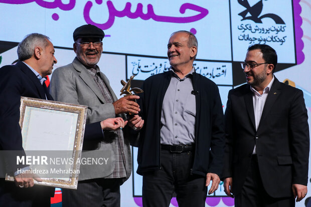 مراسم روز ملی کودک با حضور رئیس جمهور