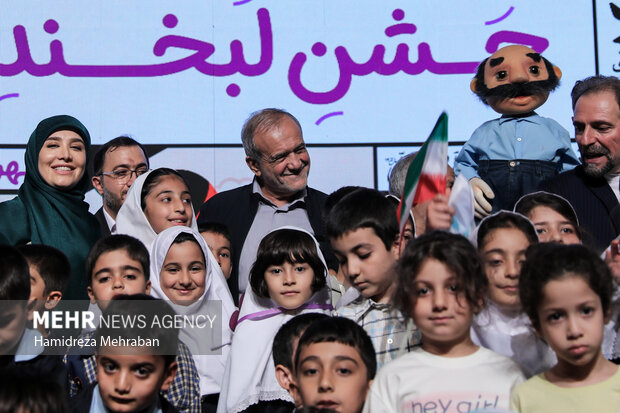 مراسم روز ملی کودک با حضور رئیس جمهور