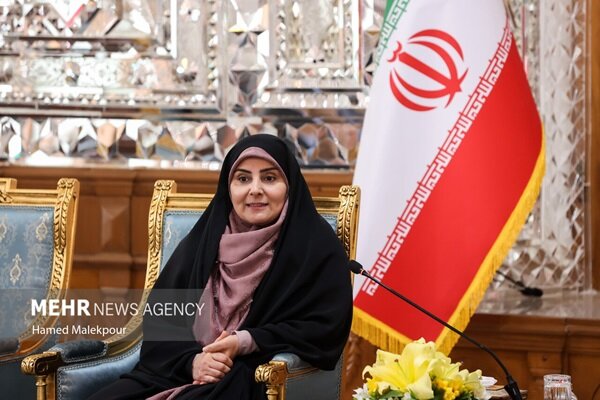صادق: اتصال ریلی چابهار به شبکه کشور هزینه حمل‌ونقل را کاهش می‌دهد