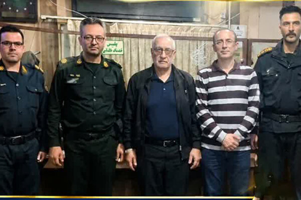 گزارش تحلیلی: دستبند طلای ۲۸ گرمی با امانتداری پلیس تبریز به صاحبش بازگردانده شد | مهر - کد 7109