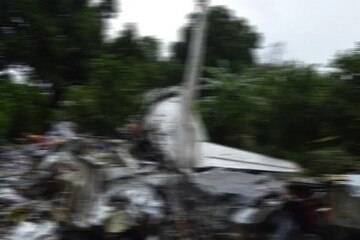 2 army pilots killed in aircraft crash in SW Pakistan
