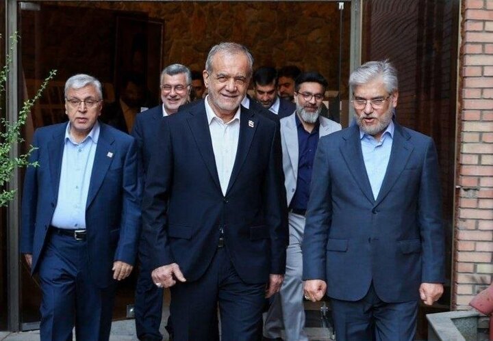 Pezeshkian attends university Academic Year opening ceremony