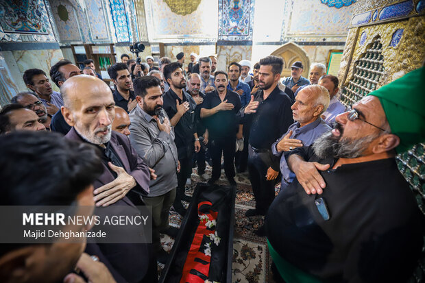 تشییع پیکر آیتالله سید علیرضا حیدری در <a href='https://sayeb.ir/tag/%db%8c%d8%b2%d8%af'></div>یزد</a>