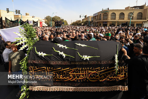 تشییع پیکر آیتالله سید علیرضا حیدری در <a href='https://sayeb.ir/tag/%db%8c%d8%b2%d8%af'></div>یزد</a>