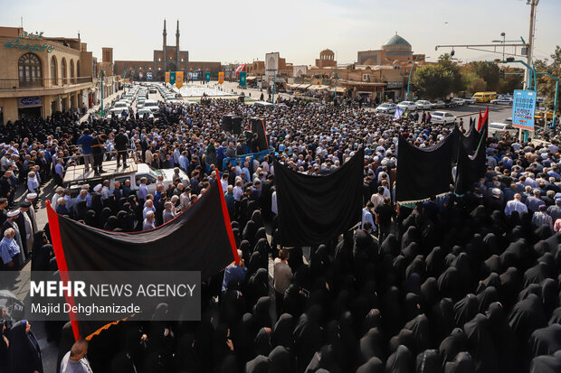 تشییع پیکر آیتالله سید علیرضا حیدری در <a href='https://sayeb.ir/tag/%db%8c%d8%b2%d8%af'></div>یزد</a>