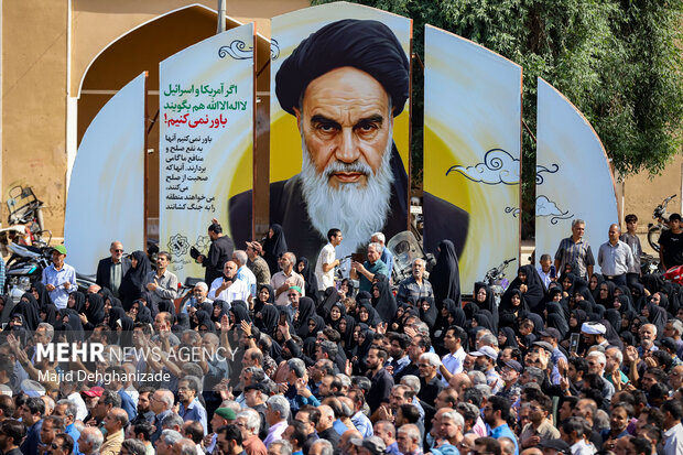تشییع پیکر آیتالله سید علیرضا حیدری در <a href='https://sayeb.ir/tag/%db%8c%d8%b2%d8%af'></div>یزد</a>