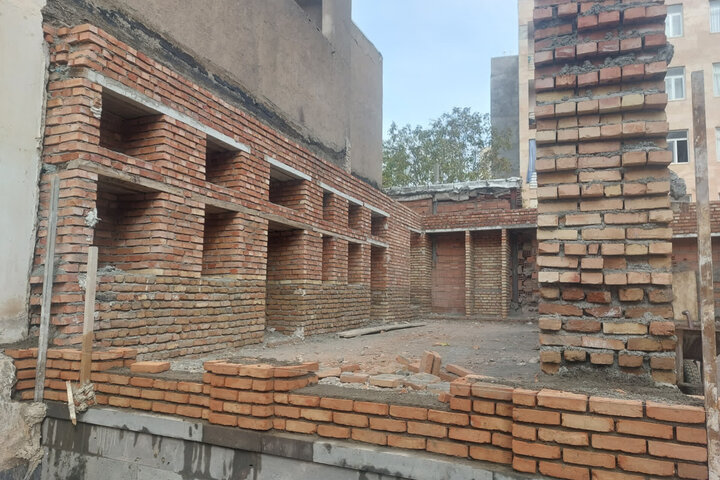 احیای خانه خاندان موذن‌زاده اردبیلی ادامه دارد