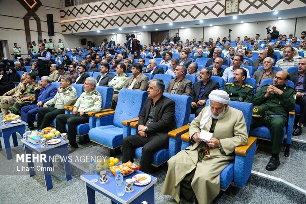 اجلاسیه شهدای انتظامی استان کردستان در <a href='https://sayeb.ir/tag/%d8%b3%d9%86%d9%86%d8%af%d8%ac'></div>سنندج</a>