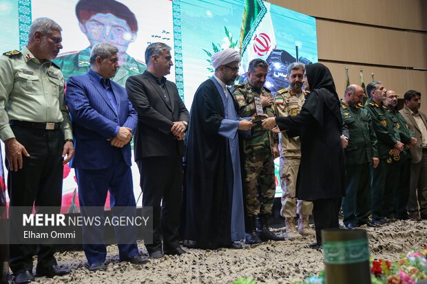 اجلاسیه شهدای انتظامی استان کردستان در <a href='https://sayeb.ir/tag/%d8%b3%d9%86%d9%86%d8%af%d8%ac'></div>سنندج</a>