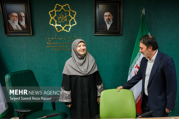 آیین رونمایی از کتاب «میراث سبز تهران»