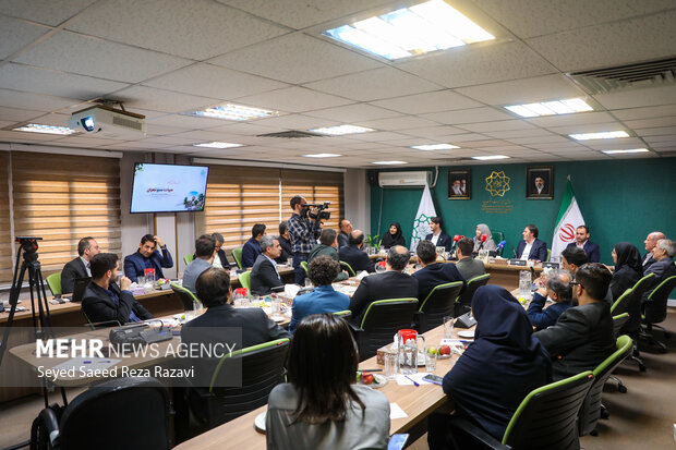 آیین رونمایی از کتاب «میراث سبز تهران»