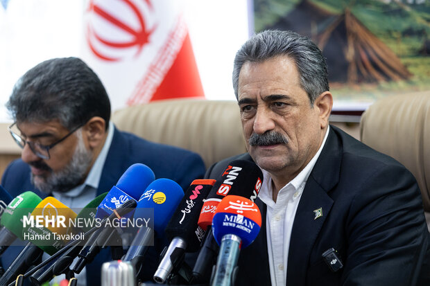 امضای تفاهمنامه همکاری مرکز وکلا و <a href='https://sayeb.ir/tag/%d8%b3%d8%a7%d8%b2%d9%85%d8%a7%d9%86-%d8%a7%d9%85%d9%88%d8%b1-%d8%b9%d8%b4%d8%a7%db%8c%d8%b1-%d8%a7%db%8c%d8%b1%d8%a7%d9%86'></div>سازمان امور عشایر ایران</a>