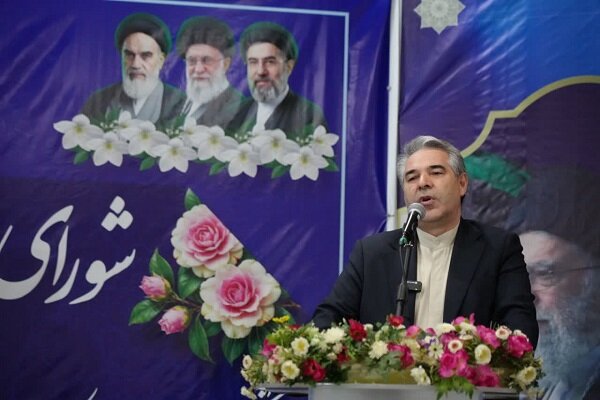 گردشگری باید محور توسعه لرستان باشد