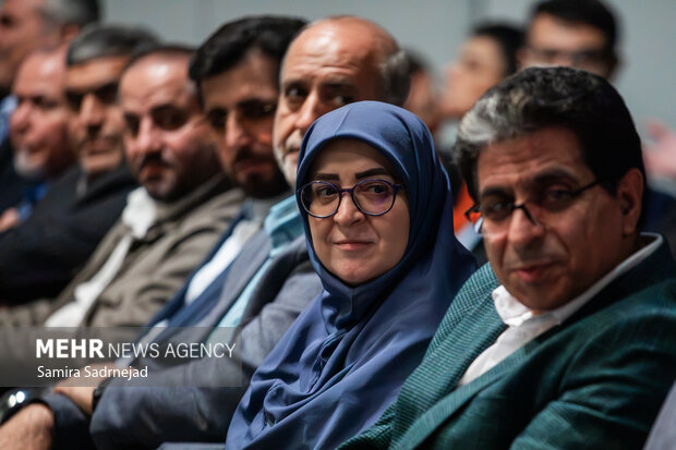 رونمایی از مستند «تولید در آتش»