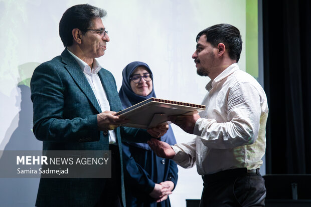 رونمایی از مستند «تولید در آتش»