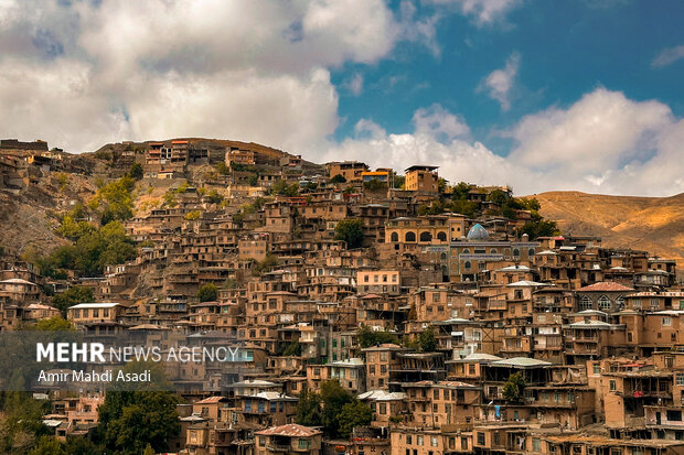 روستای پلکانی در دل کوه های بینالود