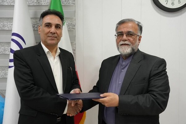 «رضا خزایی» دبیر کمیسیون مبارزه با قاچاق کالا و ارز لرستان شد «رضا خزایی» دبیر کمیسیون مبارزه با قاچاق کالا و ارز لرستان شد