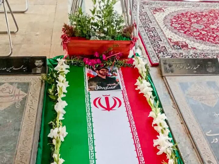 «شهید رضایی» از خدمت به زوار تا شهادت؛روایت خادمی که خستگی را خسته کرد «شهید رضایی» از خدمت به زوار تا شهادت؛روایت خادمی که خستگی را خسته کرد