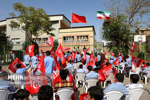 نهضت خونخواهی دانش‌آموزان همدان