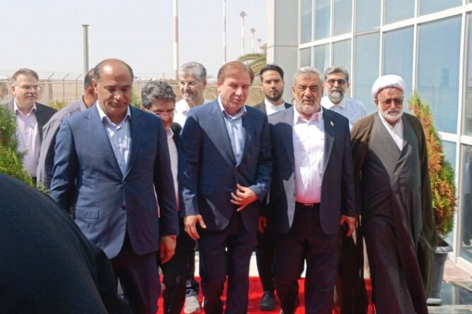 سرپرست وزارت نفت وارد عسلویه شد