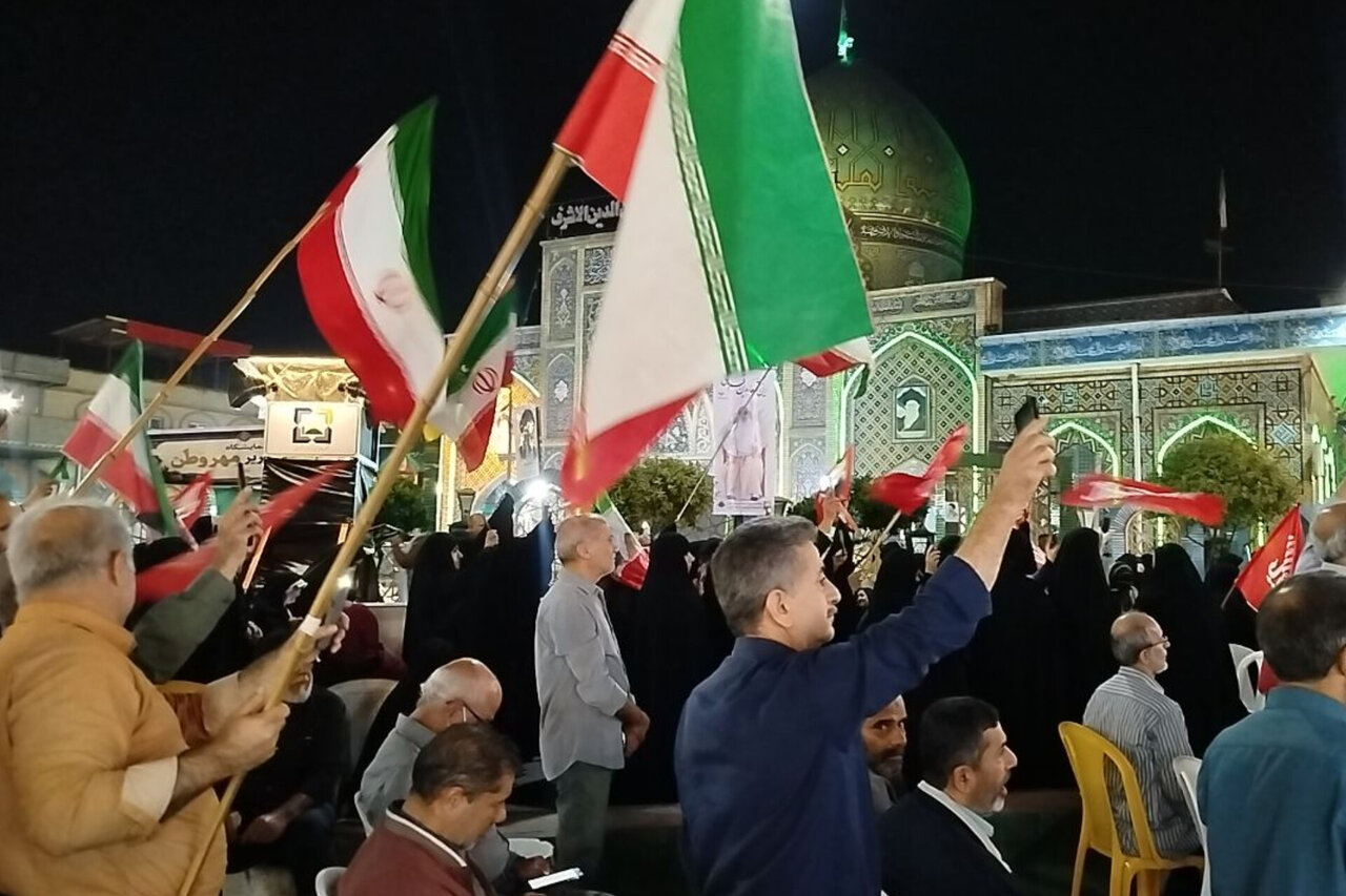 دویست و بیست و هفتمین حضور مردم  آستانه با شعار «حیدر حیدر» در میدان
