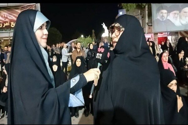 وحدت ملی و پشتیبانی از نیروهای مسلح؛ پیام مردم کردستان در اجتماع شبانه