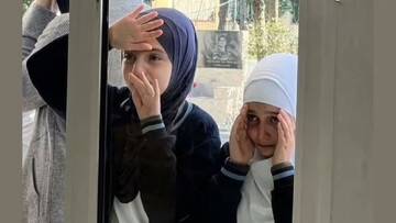 VIDEO: Azerbaijani student says goodbye after hijab ban