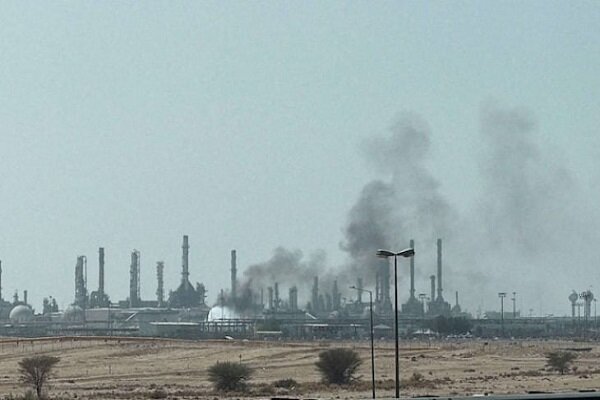 اذعان عربستان به هدف قرار گرفتن تأسیسات آرامکو در ظهران اذعان عربستان به هدف قرار گرفتن تأسیسات آرامکو در ظهران