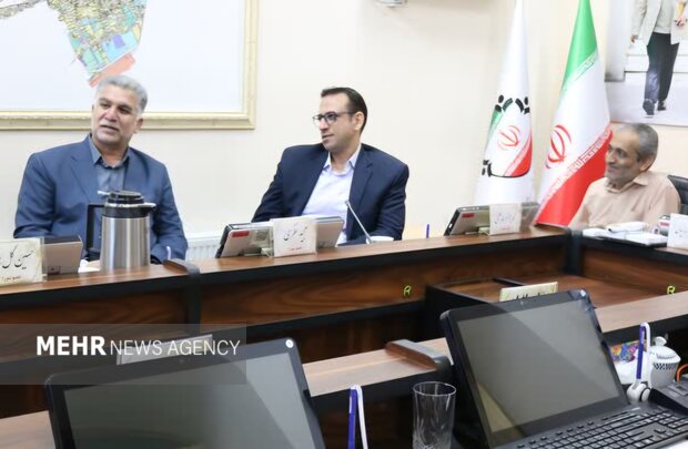 «گذر کتاب» در سمنان تصویب شد؛ محوطه کتابخانه مرکزی زیباسازی می‌شود