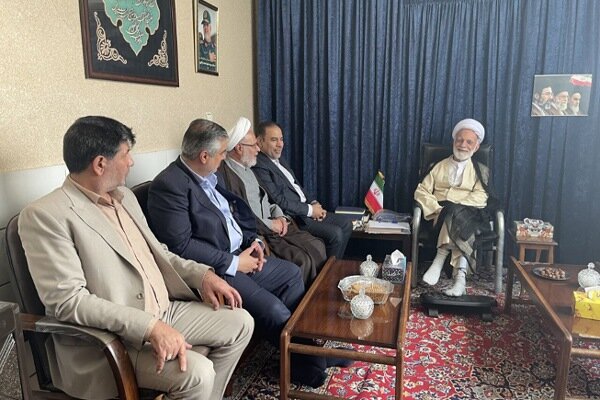 جهانگیر: پرداخت پاداش در شرکت‌های زیان‌ده زیر ذره‌بین بازرسی است
