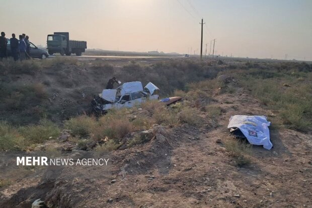 سقوط مرگبار خودروی پراید به کانال انتقال آب در جاده چرمشهر