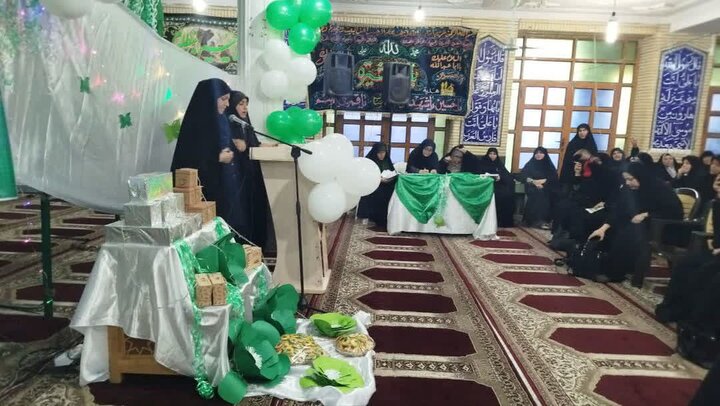 جشن میلاد حضرت زینب (س) و گرامیداشت روز پرستار در دشتستان برگزار شد