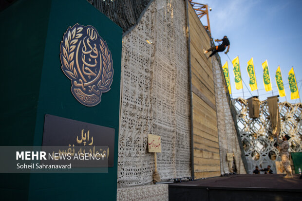آموزش جان‌فدیان در میدان امام حسین(ع)