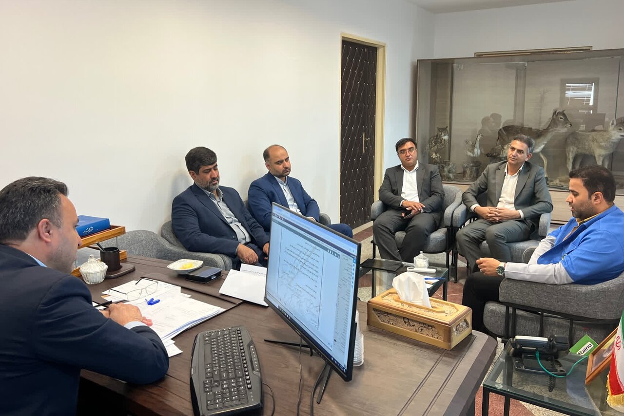 مدیریت رواناب‌ها و پیشگیری از خسارت به اراضی کشاورزی در خاتم