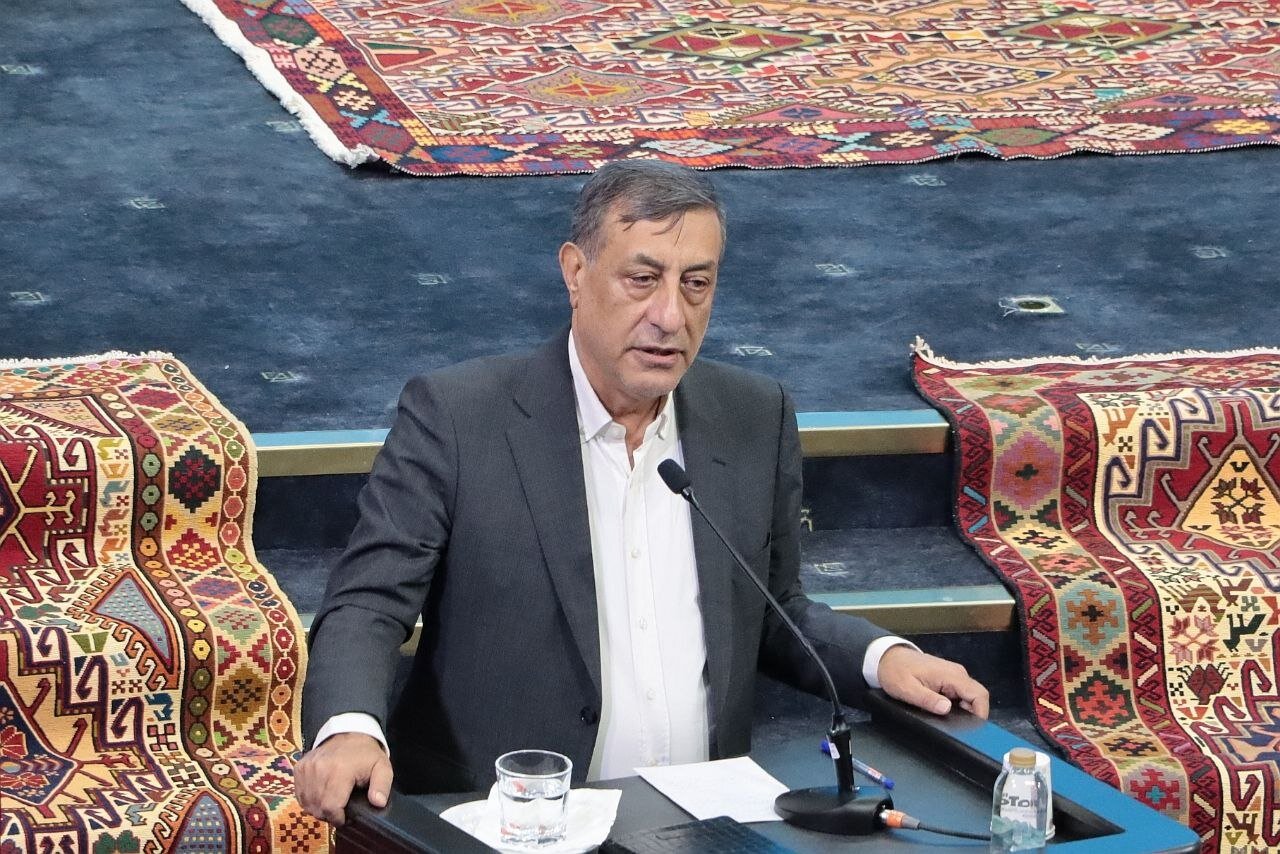 قائمپناه: تندروی و دوقطبیسازی با مصالح کشور سازگار نیست قائمپناه: تندروی و دوقطبیسازی با مصالح کشور سازگار نیست