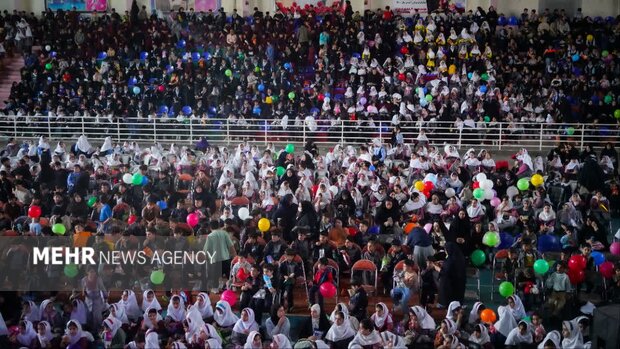 جشن «فضانوردان کوچک» در خرمآباد برگزار شد