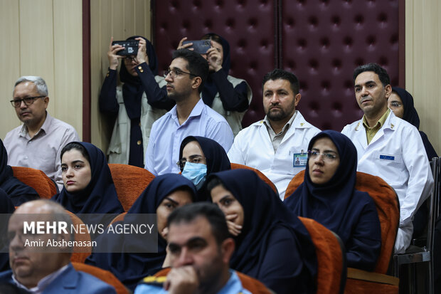 آیین گرامیداشت ولادت حضرت زینب(س) و تجلیل از پرستاران ارتش