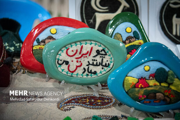 دومین جشنواره ملّی نمد در شهرکرد