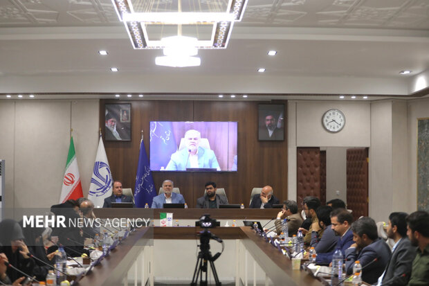 عظیمی: دانشجویان باید در حل مسائل کلان شهر نقش‌آفرین باشند