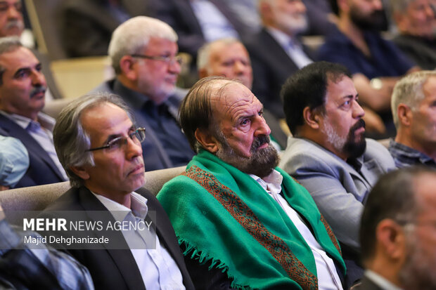 آیین تجلیل از فعالین عرصه شور و شعور حسینی یزد