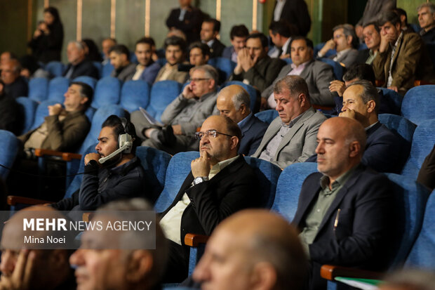 روز پایانی سفر معاون رئیس‌جمهور به تبریز