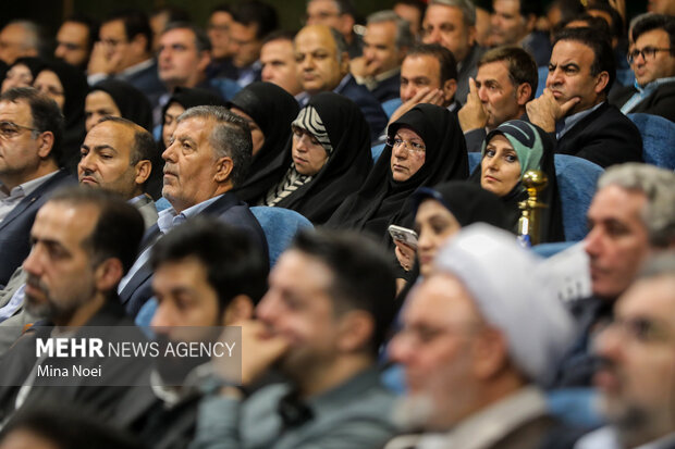 روز پایانی سفر معاون رئیس‌جمهور به تبریز