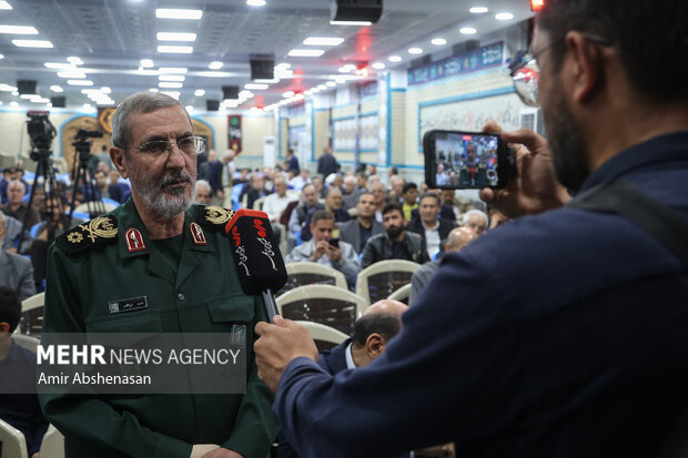 مراسم سالگرد شهادت سردار حاج حسین همدانی مراسم سالگرد شهادت سردار حاج حسین همدانی