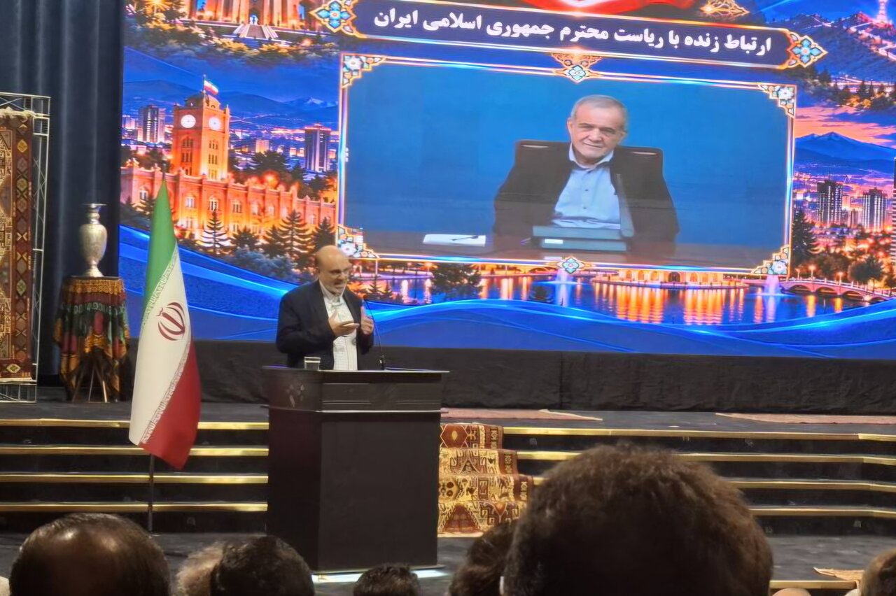 سهم آذربایجانشرقی از منابع بانکی کشور متناسب با ظرفیت استان نیست سهم آذربایجانشرقی از منابع بانکی کشور متناسب با ظرفیت استان نیست