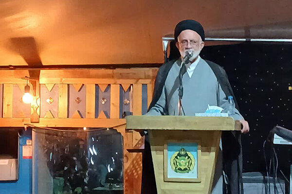 مسئولان نباید از تربیت فرزندان خود غافل شوند مسئولان نباید از تربیت فرزندان خود غافل شوند